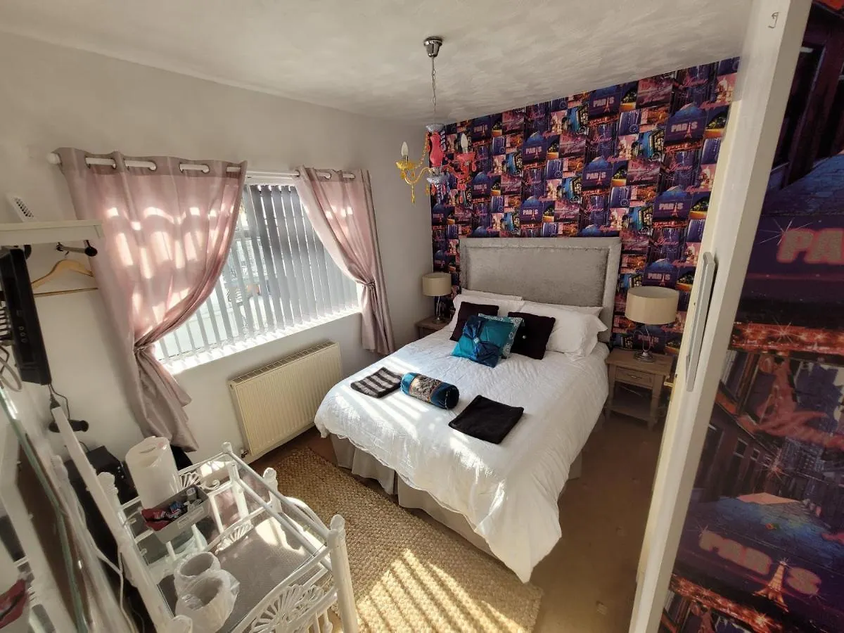 Tamarind Cove & Barrons Hotel Blackpool