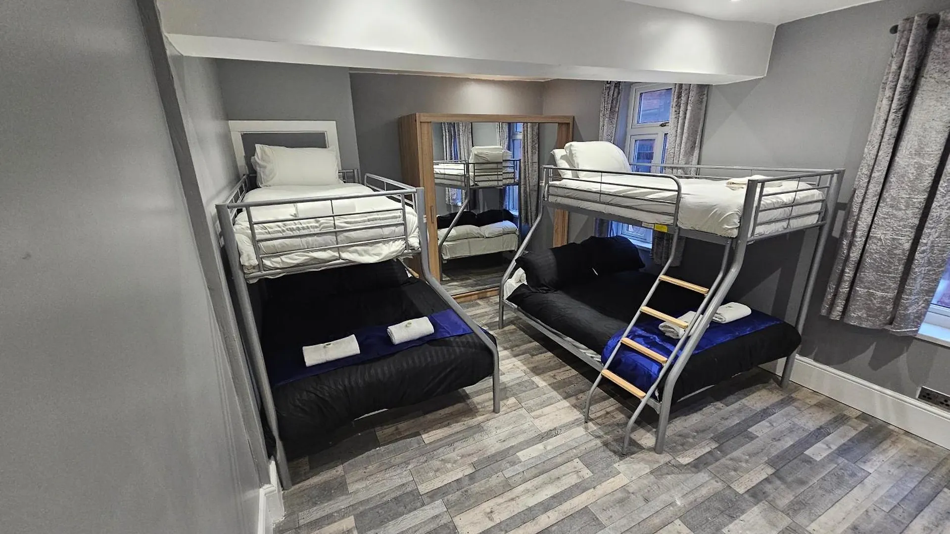 ****  Tamarind Cove & Barrons Hotel Blackpool United Kingdom